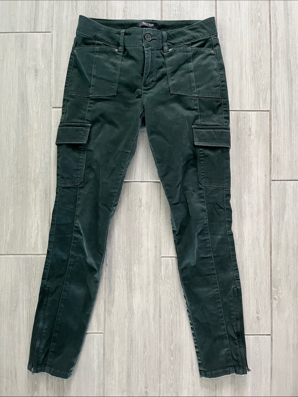 White House Black Market Black Skinny Cargo Jeans zipper ankle